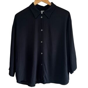 Babaton 3/4 sleeve button down loose fit crinkle texture top excellent condition